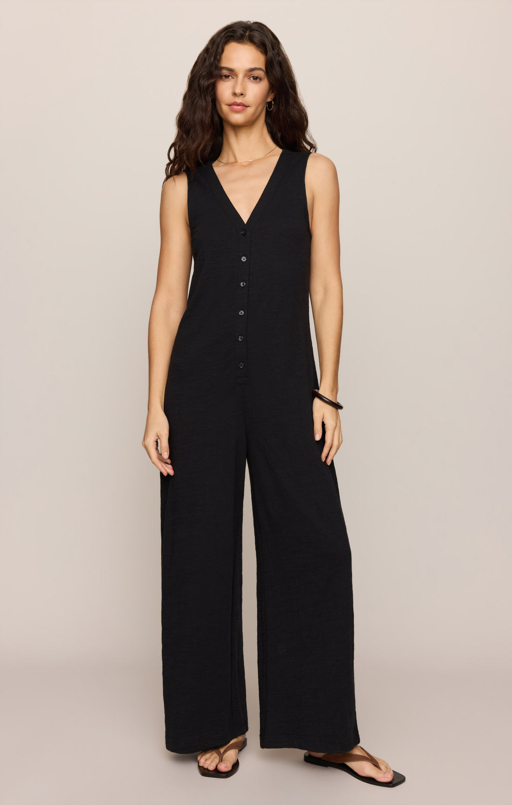 ZP253211_BLK_FRONT_33b9abd3-f1eb-4c26-8556-719ea9c31bbd